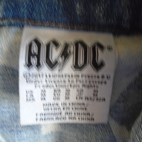 AC/DC women's acid wash jeans jacket size M laced - Picture 4 of 8